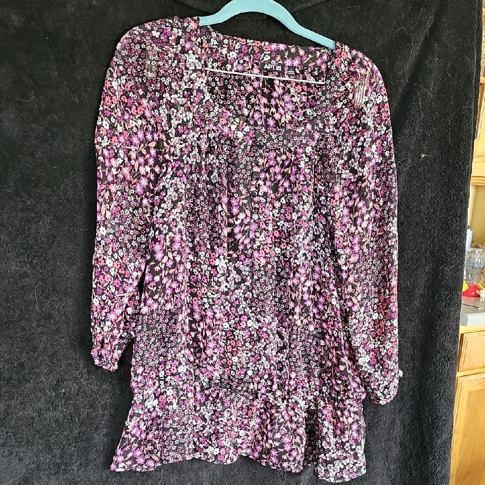 Apt. 9 Floral Blouse
